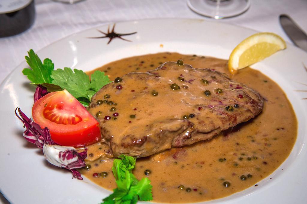 Hotel Ristorante La Perla Varallo Pombia المظهر الخارجي الصورة